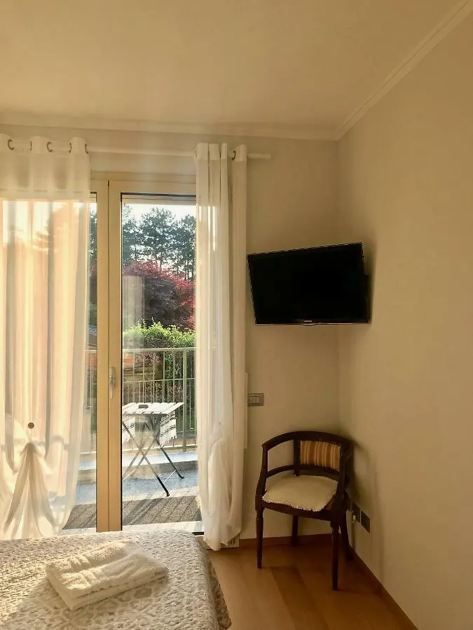 Lake Como View Apartment 0*,  Italy
